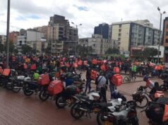 Protestas en Bogotá por bloqueos en Rappi: más de 2.300 domiciliarios denuncian suspensión de cuentas