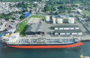 Llega diésel por vía marítima a Nariño y mejora el abastecimiento en el Pacífico colombiano