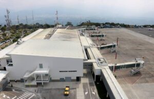 Cierran el aeropuerto Palonegro en Bucaramanga por bloqueos y protestas en Santander